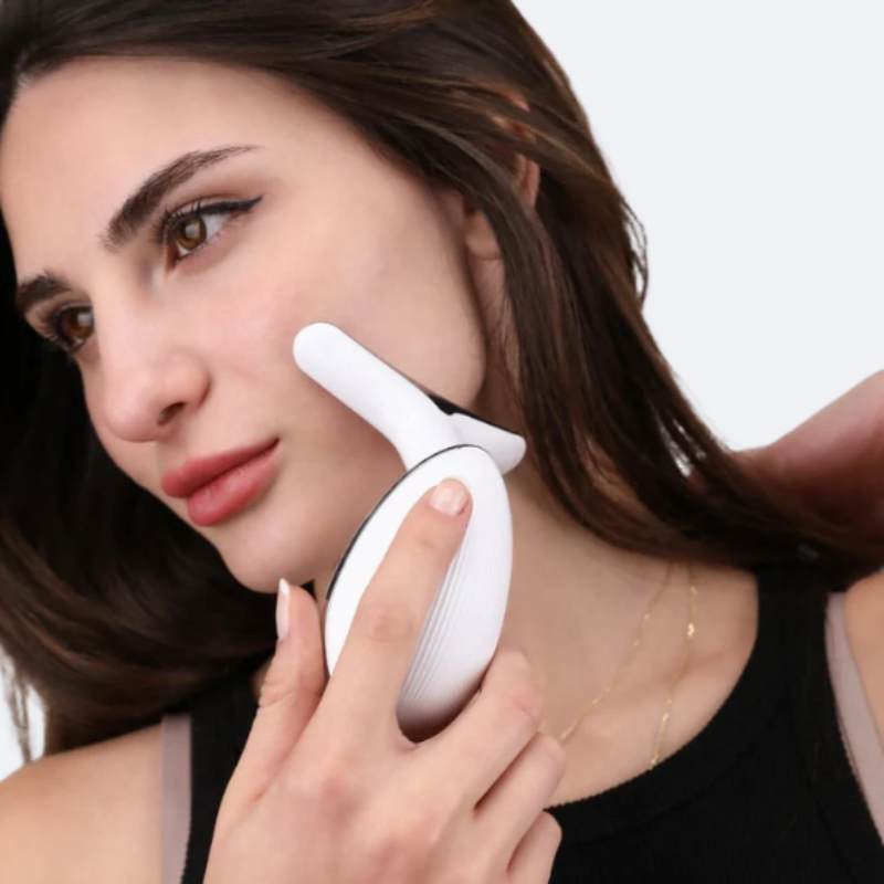 Sculpteur de Visage Naturel : Raffinez Votre Ovale en Douceur - L&